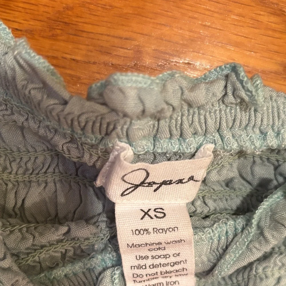 Japna Mint Green Smocked Crop Blouse with Long Sleeves - Picture 2 of 7